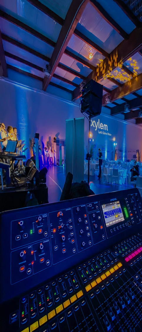 service audio amplificazioni conferenze meeting aziendali vicenza verona padova treviso copia