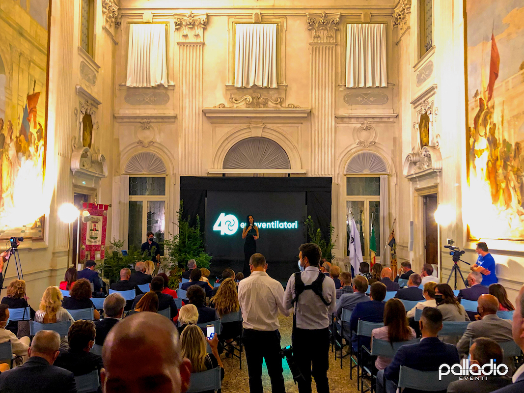 ledwall schermi video proiezioni noleggio service eventi aziendali organizzazione ledwall schermi video proiezioni noleggio service eventi aziendali organizzazione