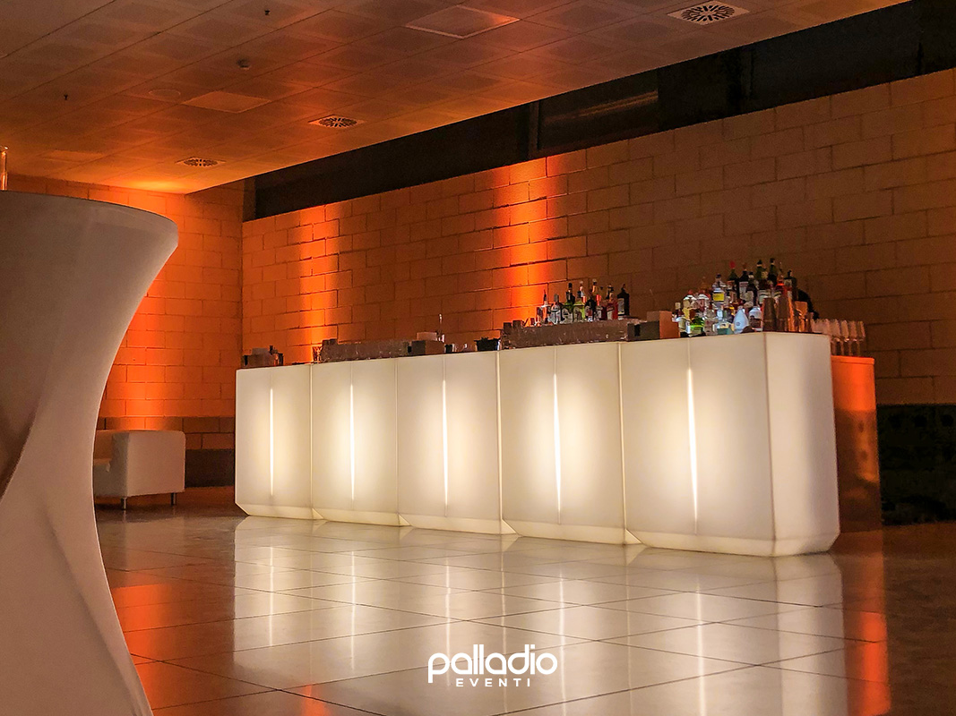 noleggio banco banconi bar eventi bar catering allestimenti noleggio banco banconi bar eventi bar catering allestimenti